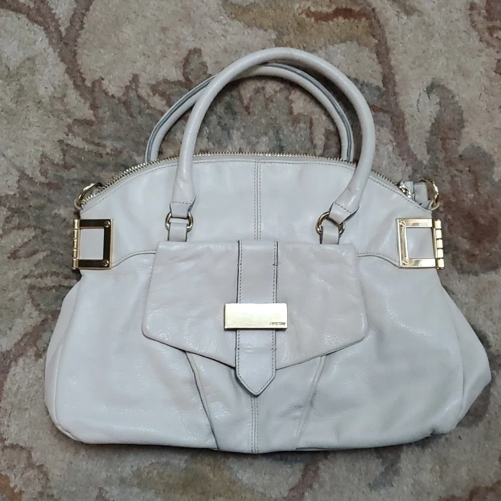 La Victoire white hinge satchel